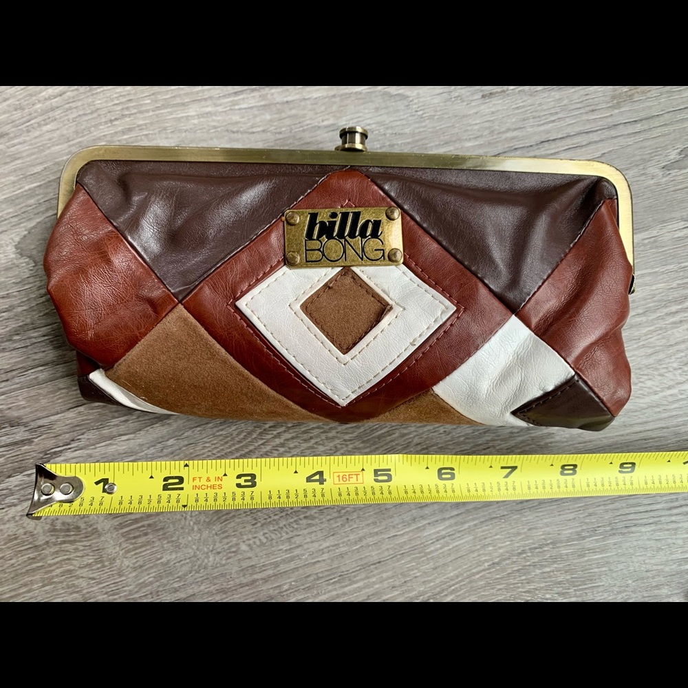 Billabong Clutch